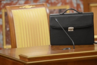 Yeni vakansiyalar elan olundu - <span style="color:red;">idarə rəisi vəzifəsi boşdur 