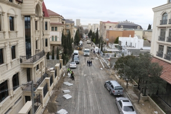 Yasamal rayonunda bu küçə təmir olunur