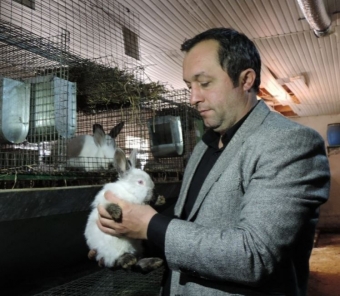 İldə 6 ton dovşan əti istehsal edən fermer: <span style="color:red;">"Bu ət yağsız, xolestirinsiz və dietikdir" 