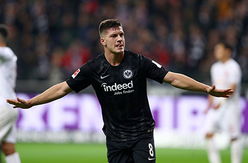“Real” serbiyalı futbolçunu alır