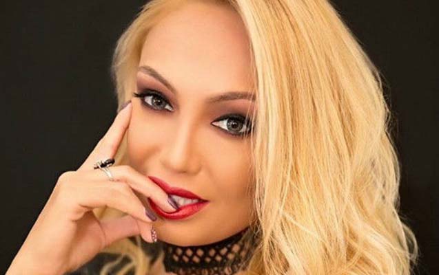 Nura çimərlik geyimində  - <span style="color:red;">FOTO 