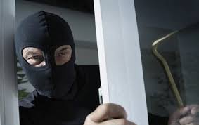 Məsciddən oğurluq edildi