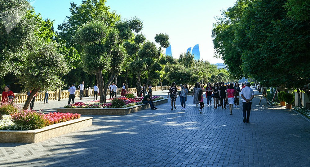 Əhalinin sayı artaraq bu qədər oldu - <span style="color:red;">RƏSMİ 