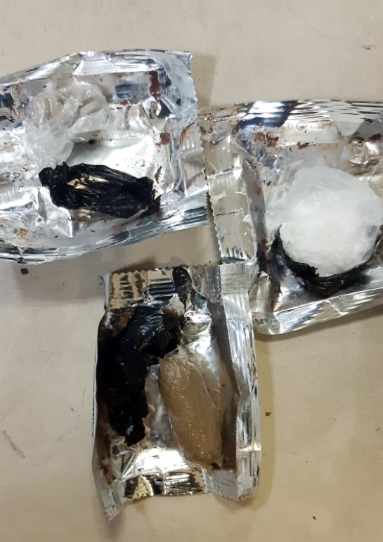 İrandan şokoladın içində narkotik keçirmək istədilər 