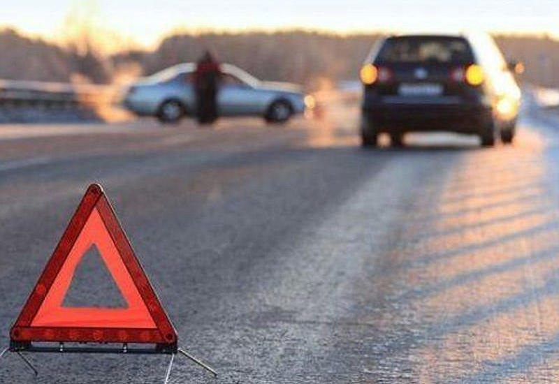 Ağır yol qəzasında iki nəfər ölüb