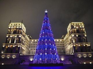 Bakıda ən hündür "yolka" nə vaxt qurulacaq? - RƏSMİ