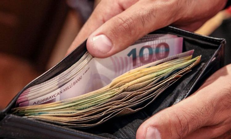 Əhalinin gəlirləri artıb - RƏSMİ