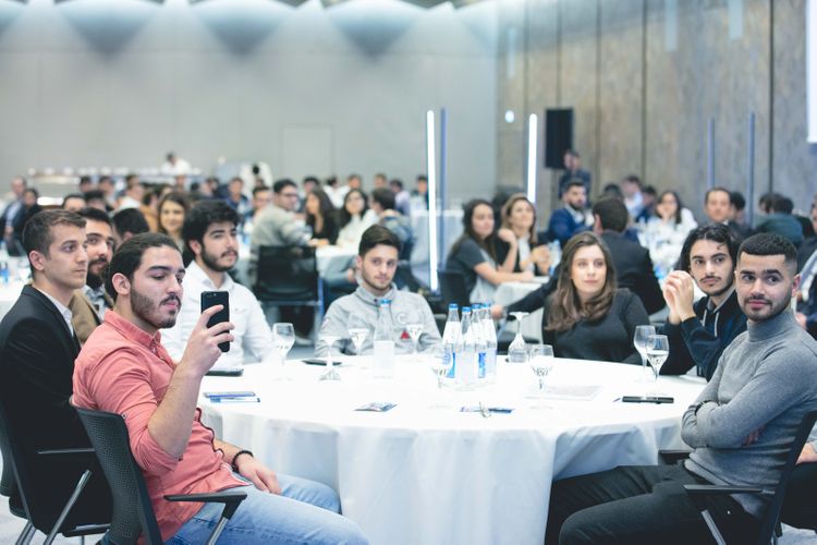 <font color=red>®</font> Azərbaycan Beynəlxalq Bankının IBA Tech Akademiyasının ilk buraxılışı oldu