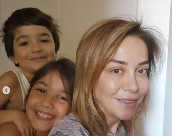 Sənətdən uzaqlaşan İradə İbrahimova övladları ilə - <span style="color:red;">FOTOLAR 