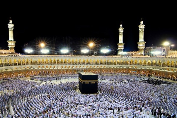 14 yaşlı uşaq Həcc ziyarətinə gedə bilər?  - <span style="color:red;">YENİ QALMAQAL 