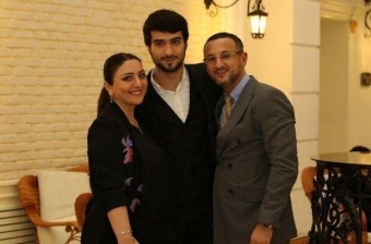 Mahir Emreli atasının təbrikini qəbul etmədi - <span style="color:red;">FOTO 