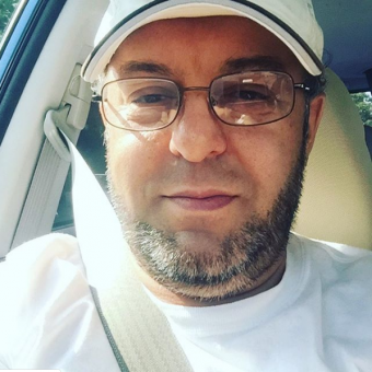 Amerikaya köçən Elariz imicini dəyişdi - <span style="color:red;">FOTOLAR 