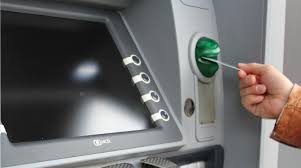 Azərbaycanda nağdsız əməliyyatların həcmi kəskin artıb