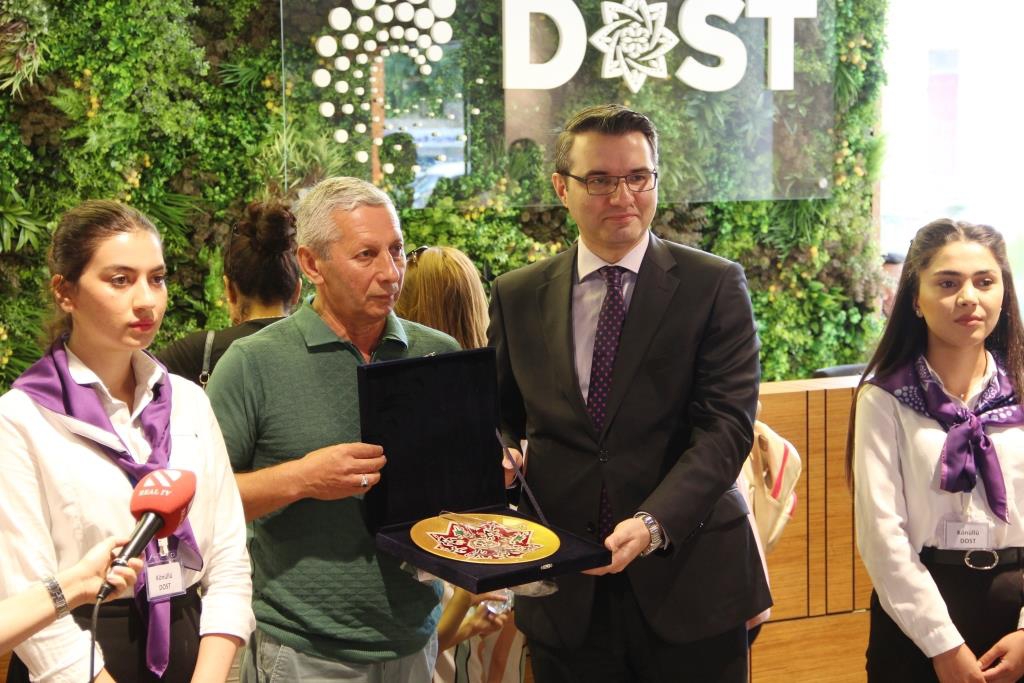 DOST mərkəzinə 10 mininci vətəndaşın müraciəti qeydə alındı