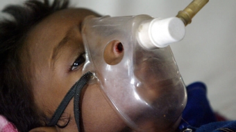 Hindistanda <span style="color:red;">DƏHŞƏTLİ EPİDEMİYA  - 136 uşaq ölüb