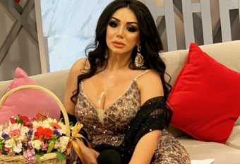 <span style="color:red;">"Açıq geyinib, libasları yarıqlıdır"  - Azərbaycanlı müğənni 