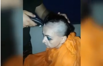 Həyat yoldaşı "Toppuş bacı"nın başını keçəl qırxdı - <span style="color:red;">VİDEO 