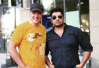 Türkiyəli məşhur aktyor Bakıya gəldi -<span style="color:red;"> FOTOLAR 