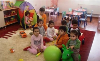 Sosial  xidmət müəsissələrində yaşayan uşaqların sayı açıqlandı