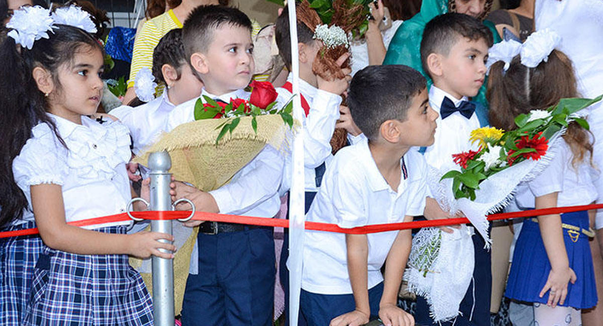 Birinci sinfə sənəd qəbulu başlayır - <span style="color:red;">VAXT AÇIQLANDI 