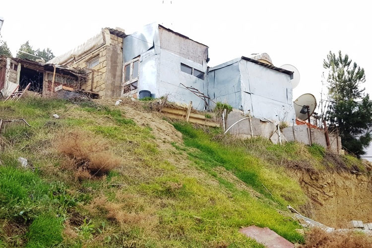 [b]Sürüşmə zonasındakı ailələrə növbəti ayın kirayə pulu verildi[/b]