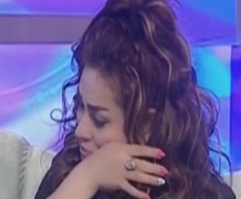 <b>Əzizlərini itirən müğənnimiz efirdə <span style="color:red;">AĞLADI : "...bu, nə günə qalıb" - <span style="color:red;">VİDEO</b> 