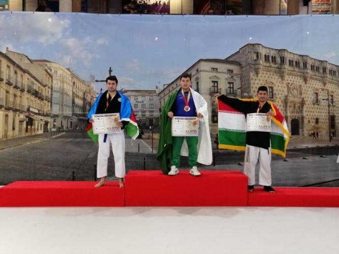 [b]Polis rəisinin oğlu dünya çempionatında medal qazandı[/b]