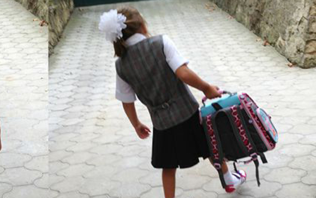 Valideynlərə <span style="color:red;">ŞAD XƏBƏR : Ağır çanta problemi <span style="color:red;">HƏLL OLUNUR  - <span style="color:red;">ÖZƏL 