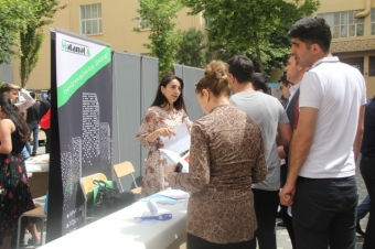 <font color=red>® </font>“Mətanət A” şirkəti VI məzun-karyera sərgisində iştirak edib