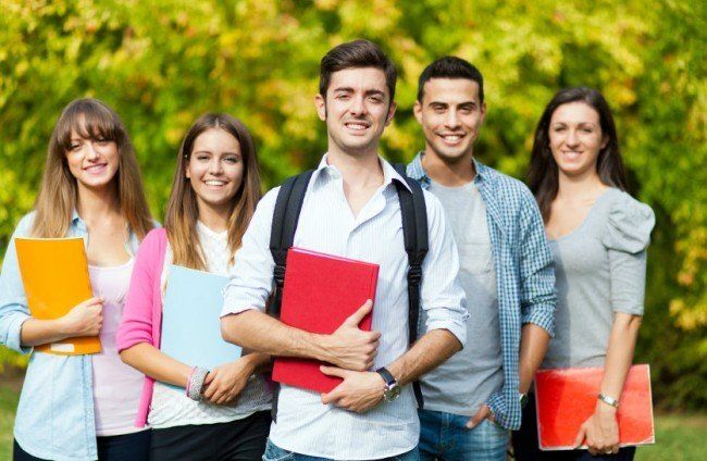 Təhsil almaq üçün niyə xaricə üz tuturuq? - SƏBƏB