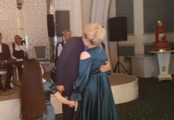 Sevgilisi  ad günündə Təranəyə gül hədiyyə etdi, <span style="color:red;">AĞLADI  - <span style="color:red;">GÖRÜNTÜLƏR  