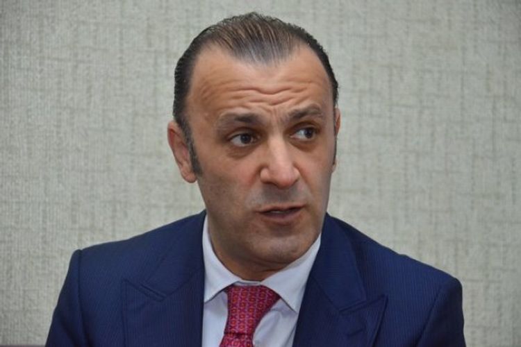 Nazim həmkarlarını TƏNQİD ETDİ: "Gərək rüşvət verəsən" - VİDEO