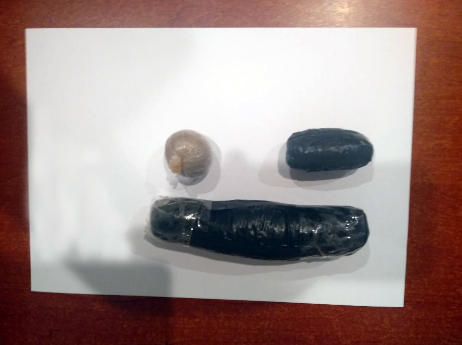 İrandan Azərbaycana narkotik gətirən qadın saxlanıldı