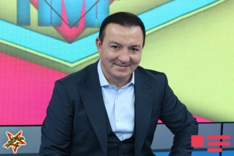 <span style="color:red;">"Kişidən niyə mazut iyi gəlməlidir?"  - Vasif saç əkdirməsindən danışdı 