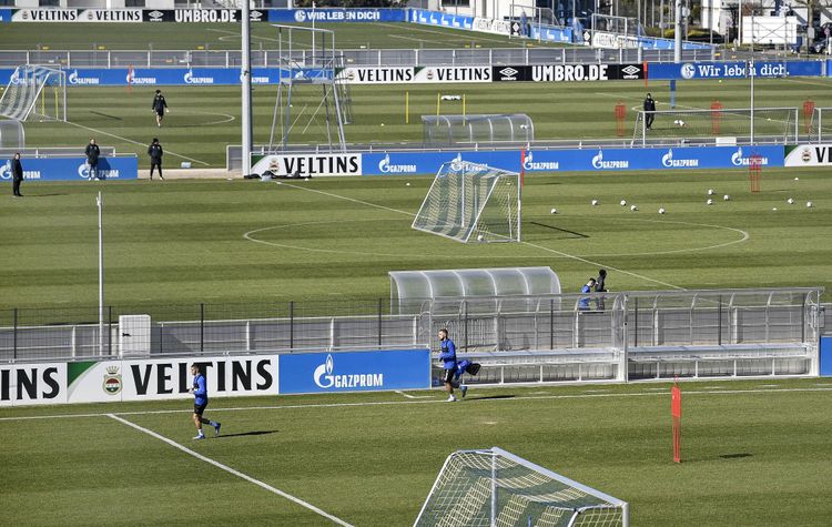 Almaniya klubu məşqlərə başladı