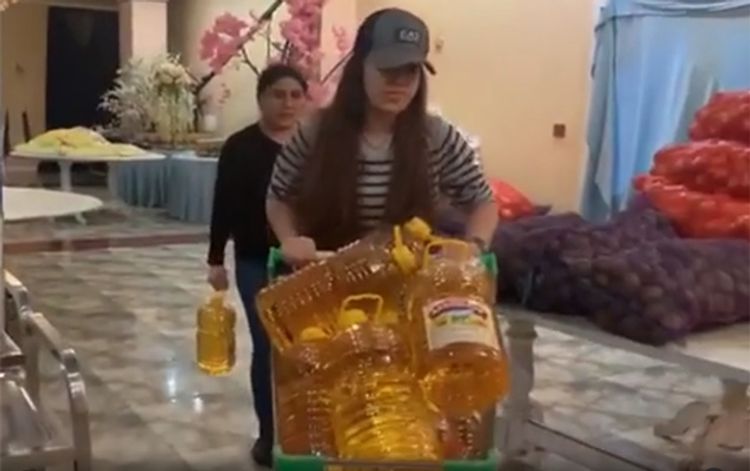 Rəqsanə 250 ailəyə ərzaq payladı  - VİDEO