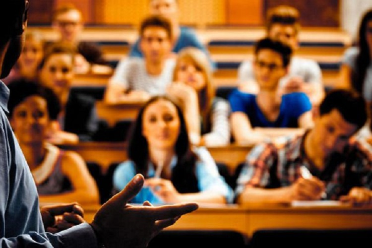 Dövlət tərəfindən təhsil haqqları ödənəcək tələbələrlə bağlı AÇIQLAMA