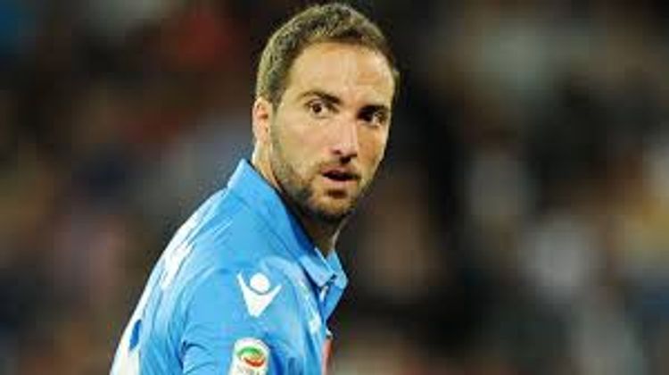 Bu futbolçular "Yuventus"dan gedəcək