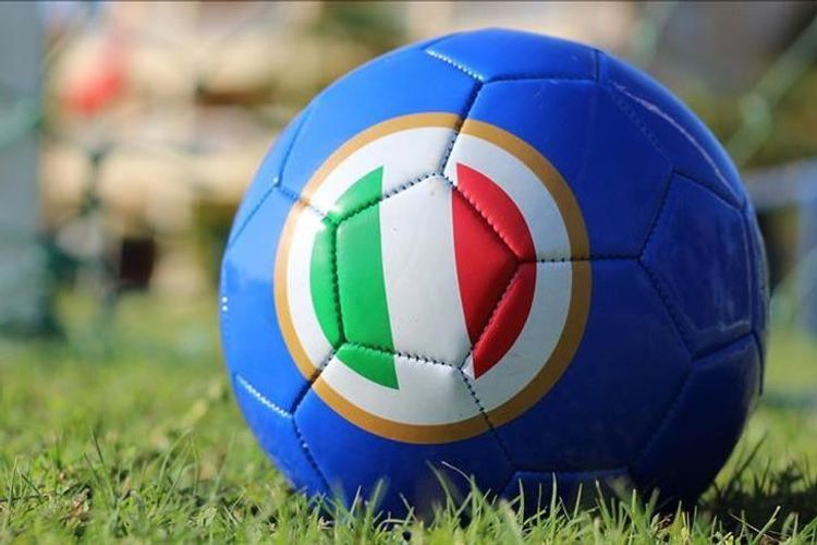 İtaliya A seriyasının bütün oyunları eyni şəhərdə keçirilə bilər