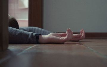 Bakıda mənzillərdən meyit tapıldı