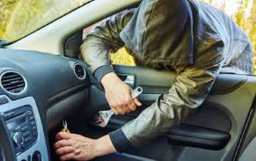 Sumqayıtdan gəlib Bakıda maşın qaçırdı