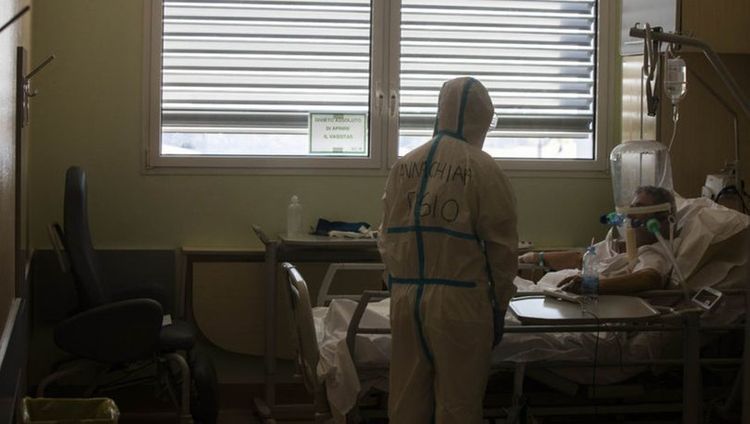 ABŞ-da "COVİD-19"dan rekord ölüm sayı: yoluxma sayında partlayış