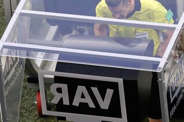 VAR ləğv edilir - UEFA