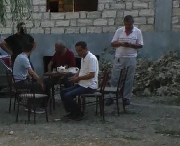  Karantini pozan çayxanalar aşkarlandı