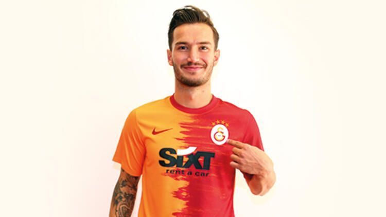 "Qalatasaray" sabiq futbolçusunu qaytardı