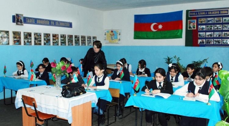 Dərs ili ilə bağlı ekspertdən MARAQLI TƏKLİFLƏR 