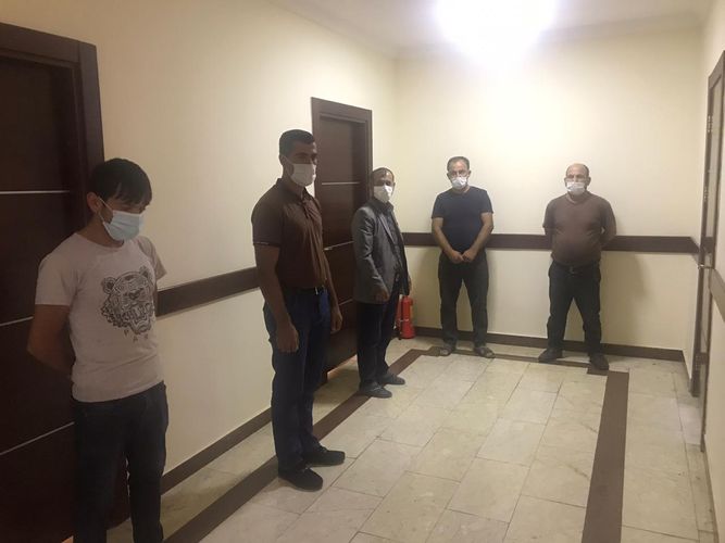 Gizli işləyən çayxananın sahibi cərimələndi