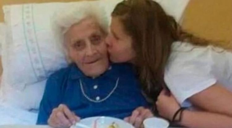 101 yaşlı qadın 3-cü dəfə koronavirusa yoluxdu