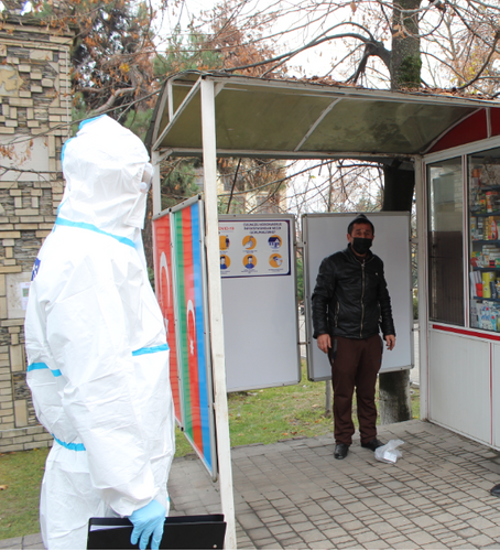 Koronavirus xəstəsi şəhərdə gəzərkən saxlanıldı