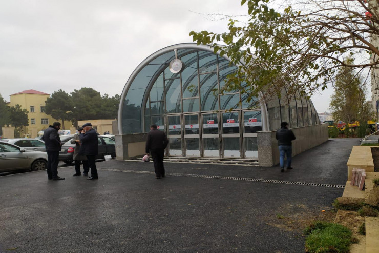 "8 noyabr stansiyası"